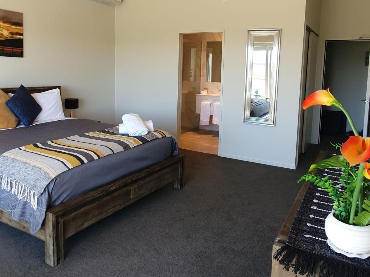 Pukaki Air Lodge Твайзел Екстер'єр фото