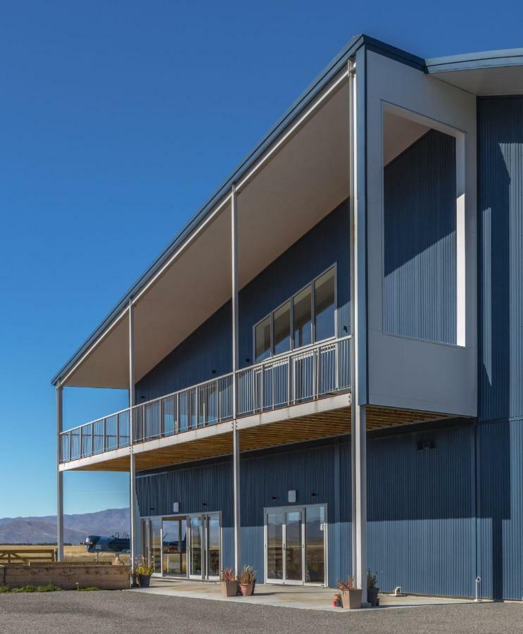 Pukaki Air Lodge Твайзел Екстер'єр фото